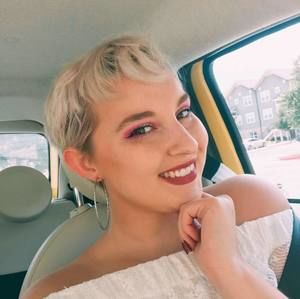 Meet your Posher, Maggie